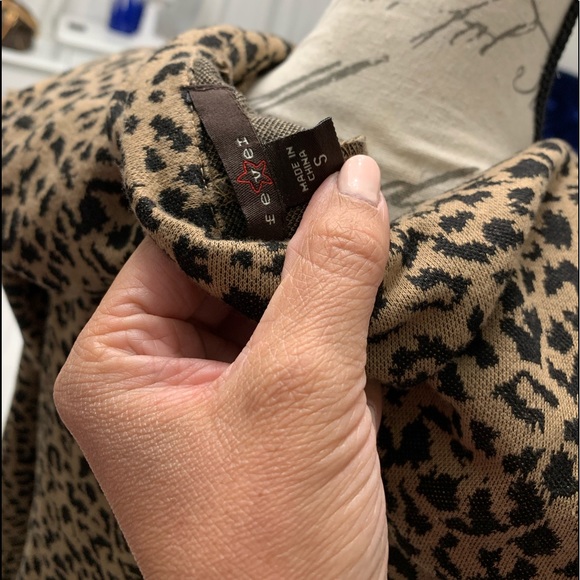 Leopard Ruffled Button Up Cardigan - Picture 8 of 9